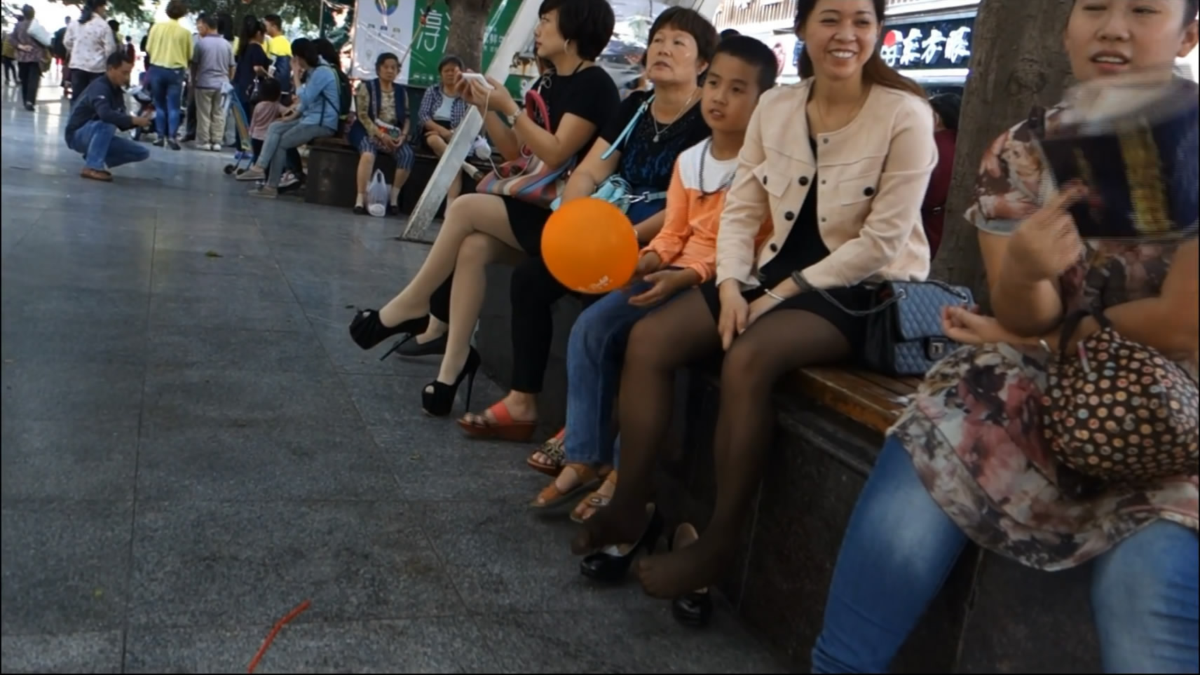 streetsnapshoep[00 00 06][20181210 204743 5]